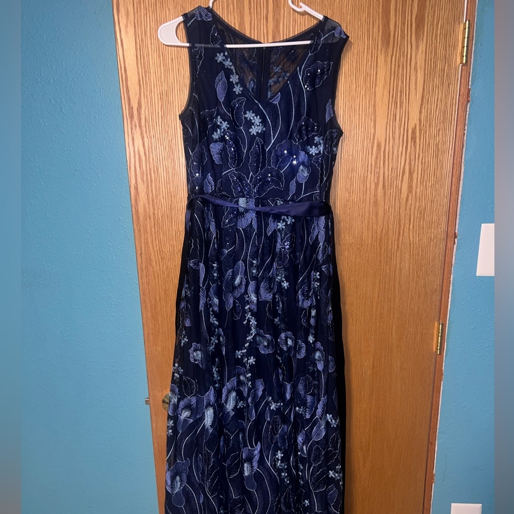 R & M Richards beautiful blue formal dress